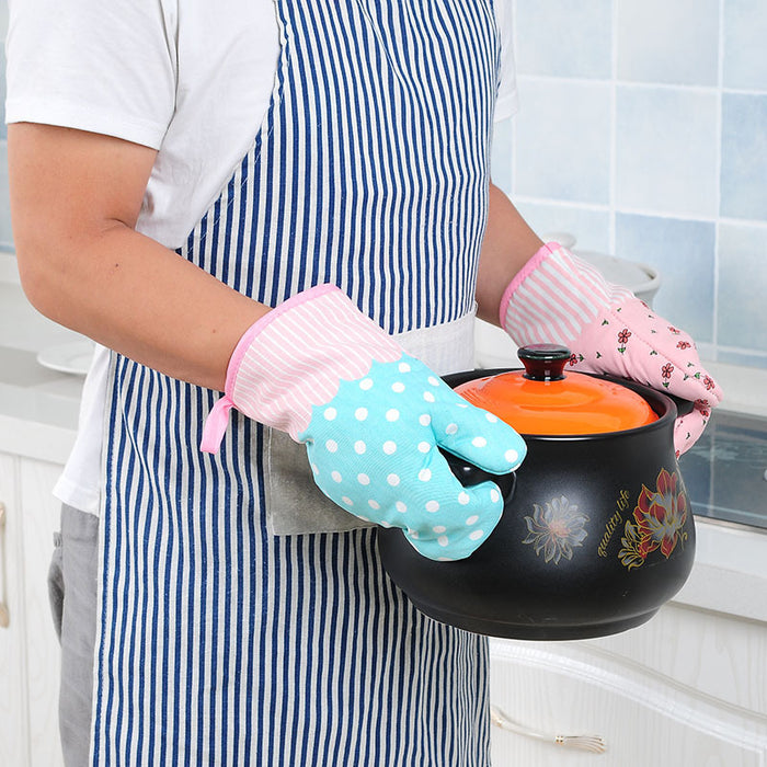 Microwave oven insulated gloves